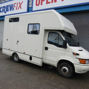 IVECO-FORD HORSE BOX