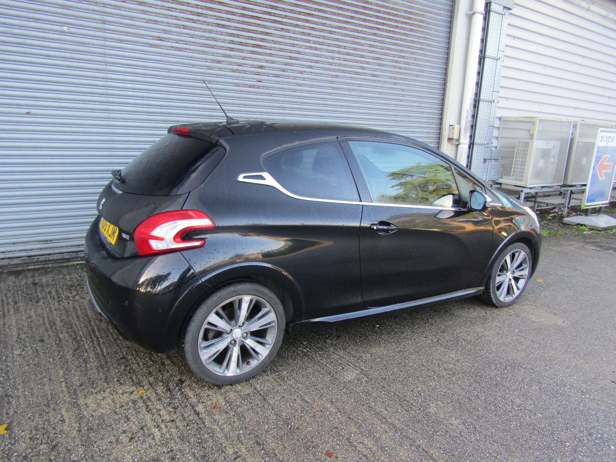 PEUGEOT 208 XY E-HDI - Image 4