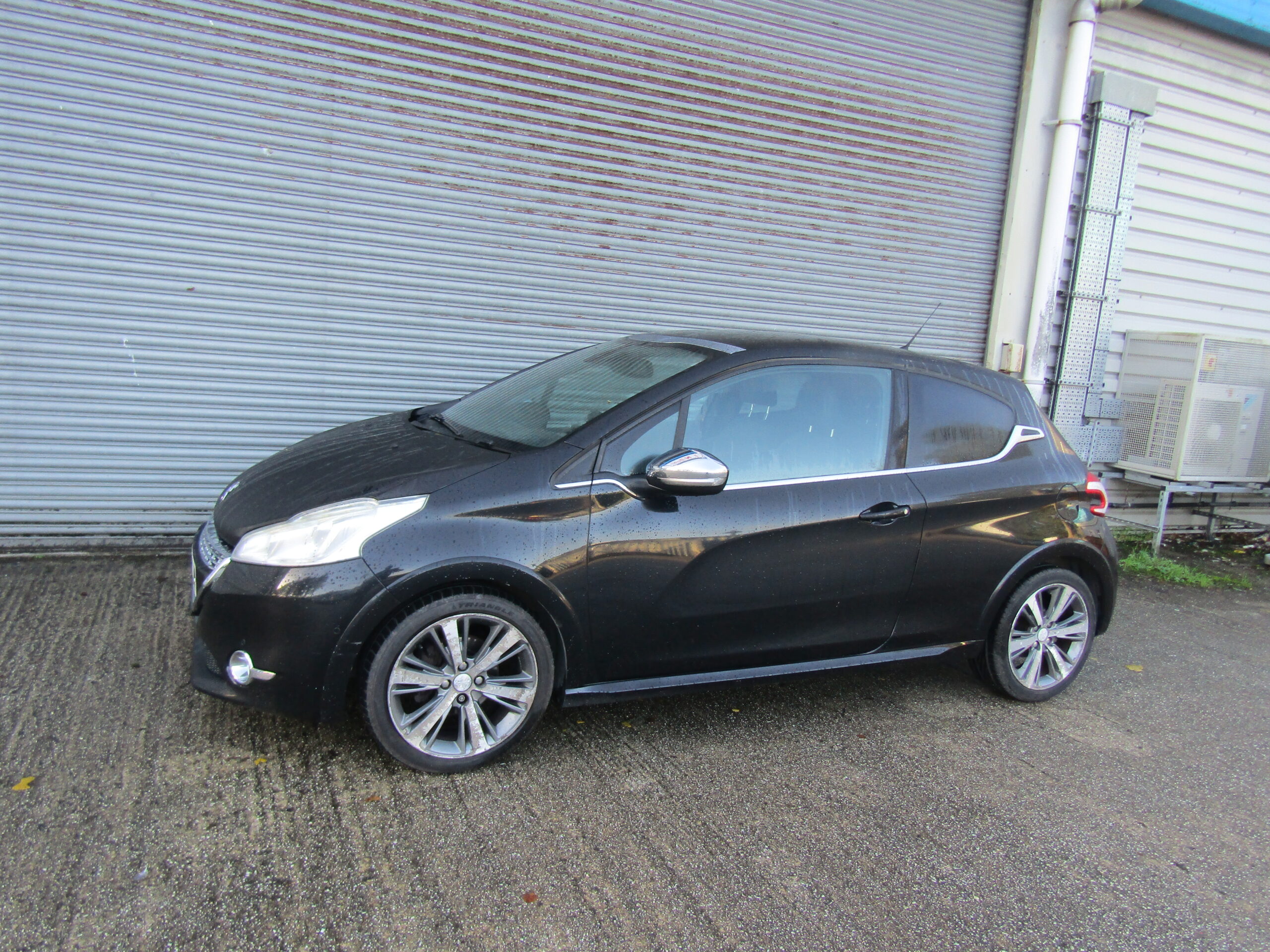 PEUGEOT 208 XY E-HDI - Image 3