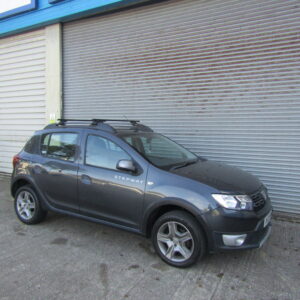 DACIA SANDERO STEPWAY LAUREATE TCE