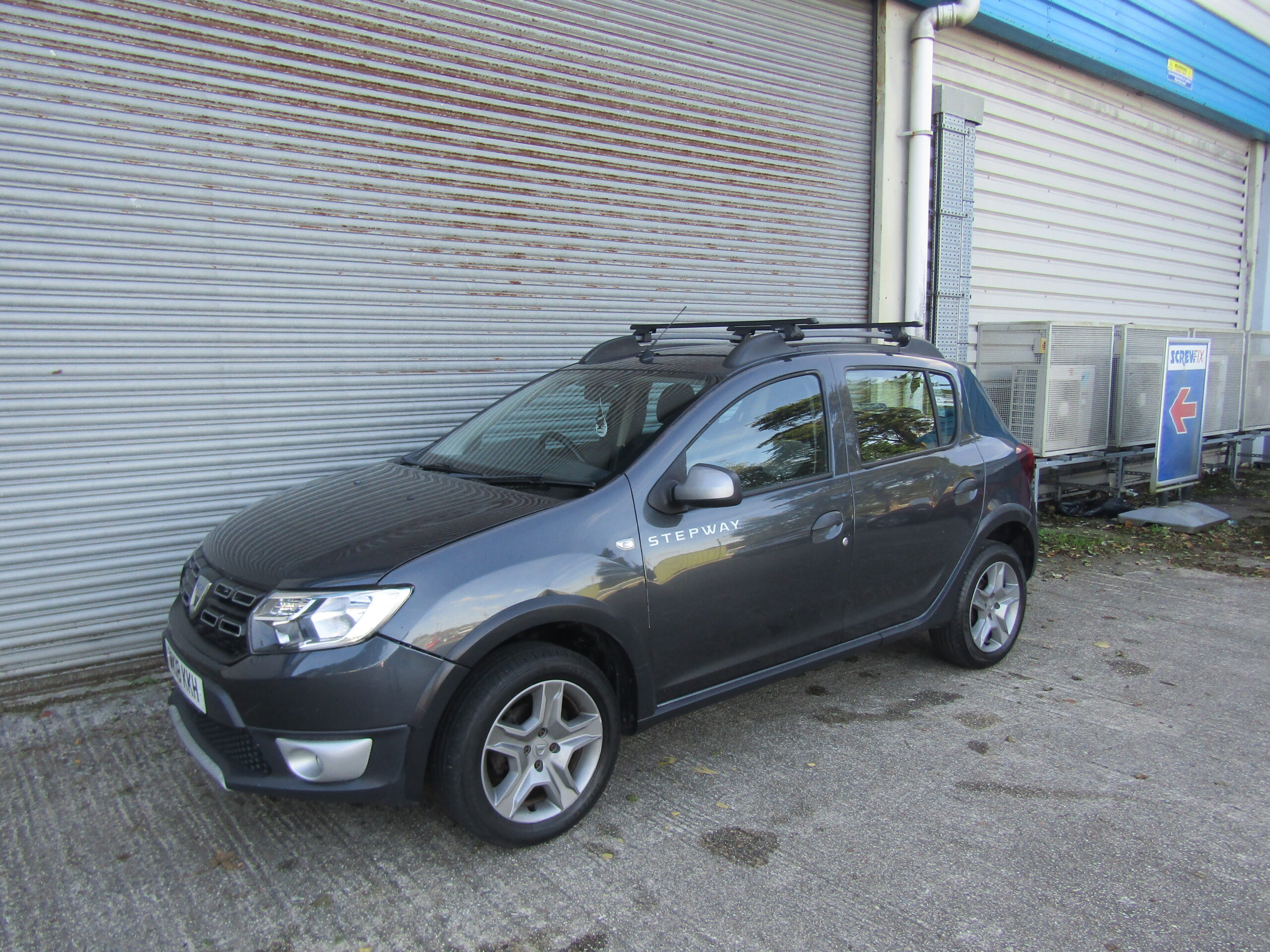 DACIA SANDERO STEPWAY LAUREATE TCE - Image 2